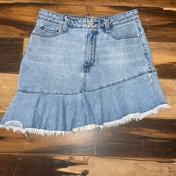 Arizona Denim Mini Skirt Asymmetrical Hemline Retro Y2K Look Woman's Size 7 - Picture 1 of 4